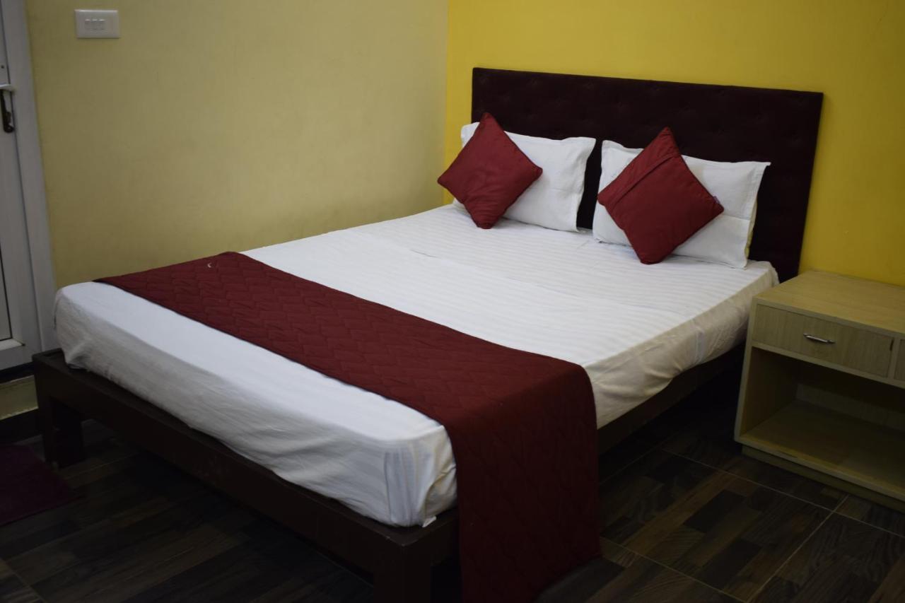 Wind Chimes Hotel Kuilapalayam Екстериор снимка