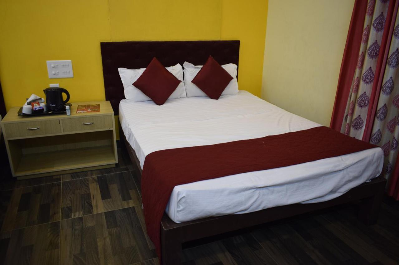Wind Chimes Hotel Kuilapalayam Екстериор снимка