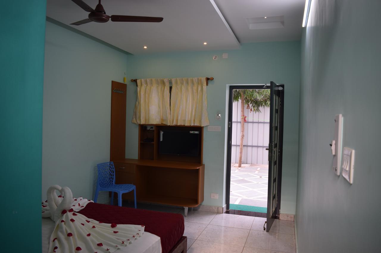 Wind Chimes Hotel Kuilapalayam Екстериор снимка